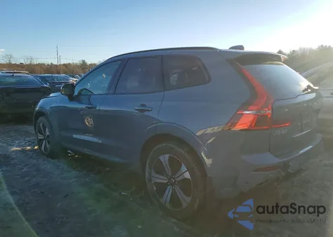 2024 Volvo Xc60 Plus z USA, uszkodzony, nr VIN YV4H60DL0R1750167